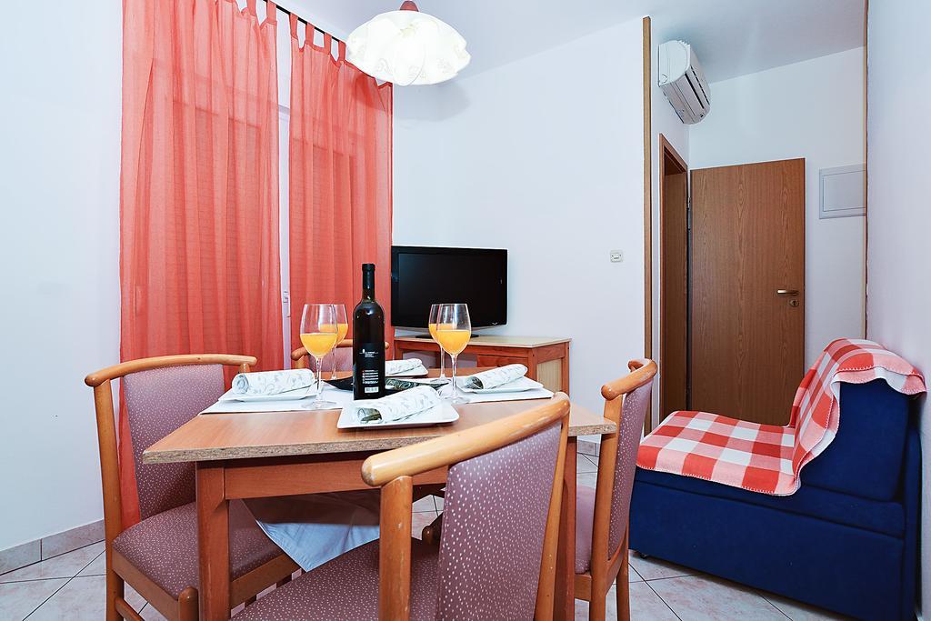 Apartments Lucija Sukošan Dış mekan fotoğraf